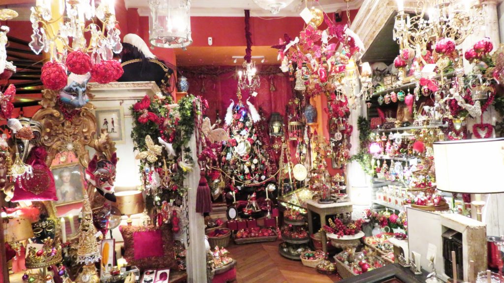 クリスマスグッズ